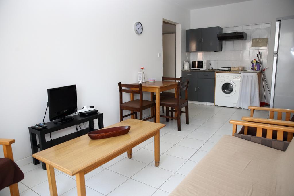 Alora Apartments Larnaca Dış mekan fotoğraf