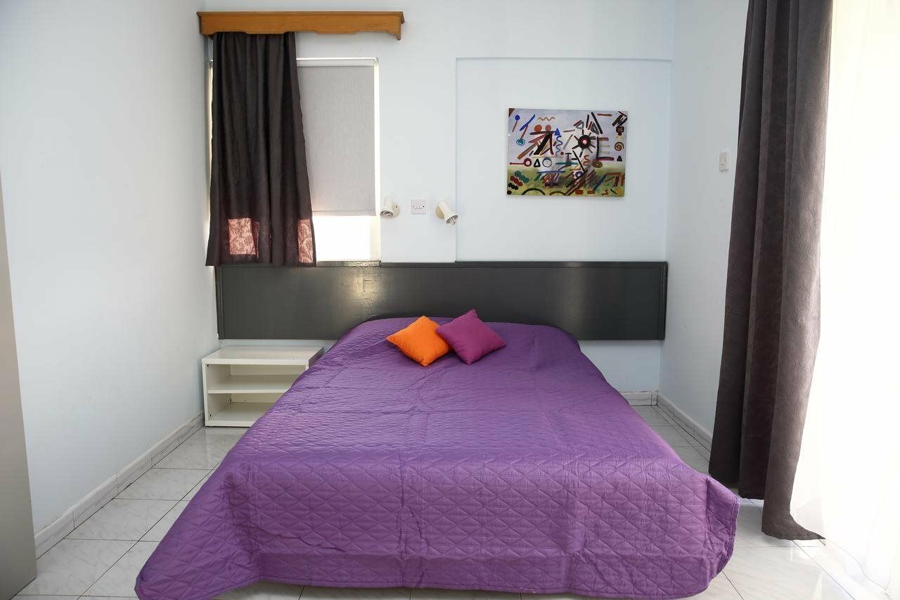 Alora Apartments Larnaca Dış mekan fotoğraf
